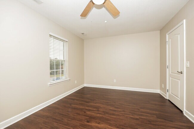 Building Photo - 1518 Antebellum Dr