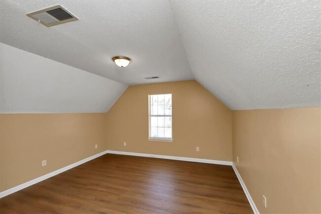 Building Photo - 1260 Crestridge Ln