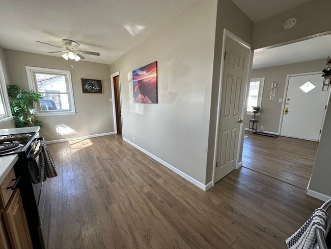 Building Photo - 4039 Niles St