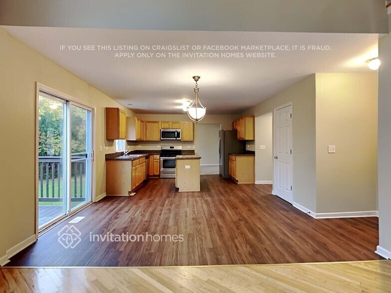 Building Photo - 764 Creek Bend Ln