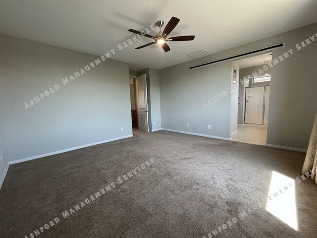 Building Photo - Beautiful 3-Bedroom Home in Sky Crossing w...