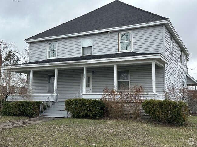 Building Photo - 202 W Mitchell St