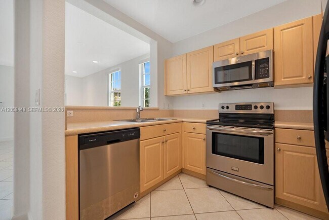 Building Photo - 480 SW 147th Ave