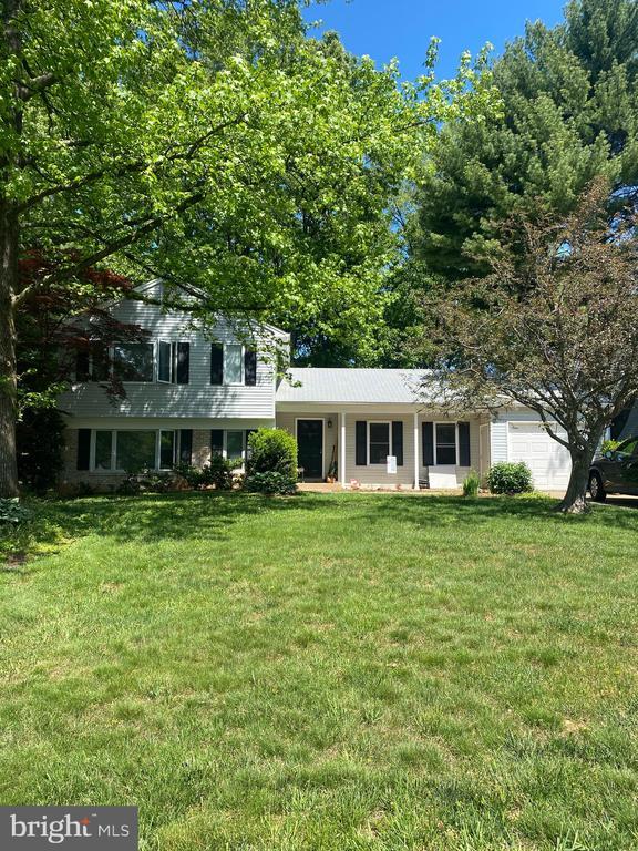 Building Photo - 9365 Tartan View Dr
