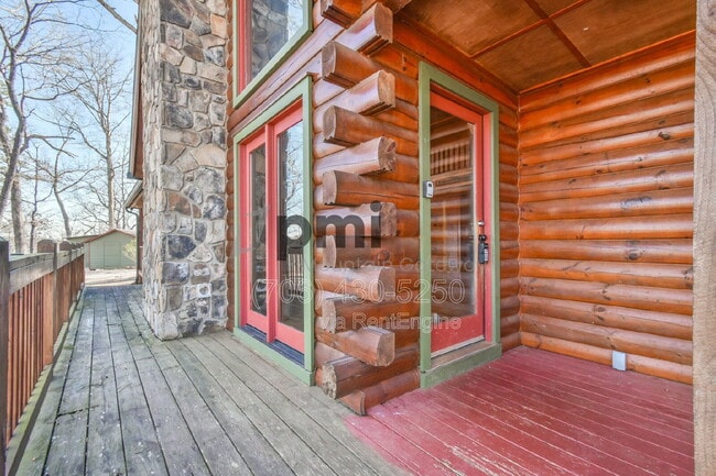 Building Photo - 461 River Estates Rd