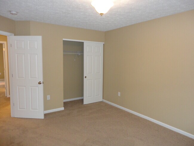 Building Photo - 4423 Pimlico Pl