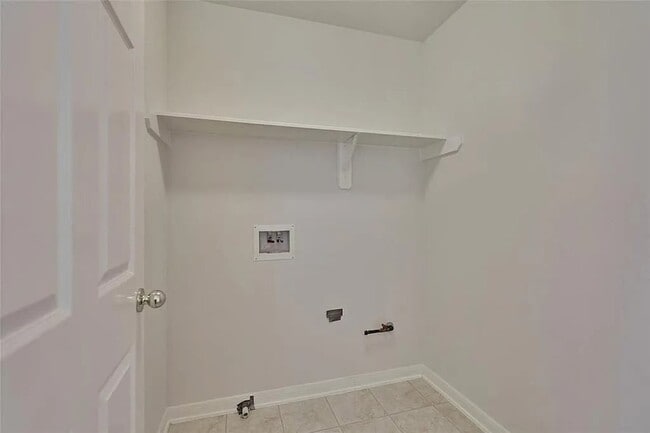 Building Photo - 511 Elm Ridge Dr