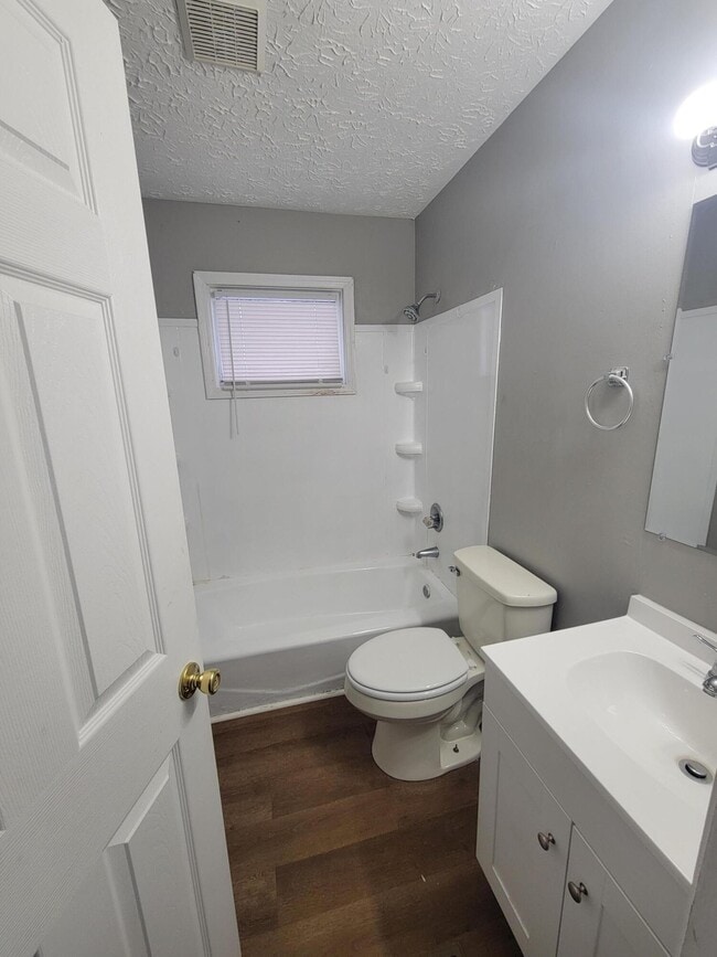 Building Photo - 413 Chapman Ct