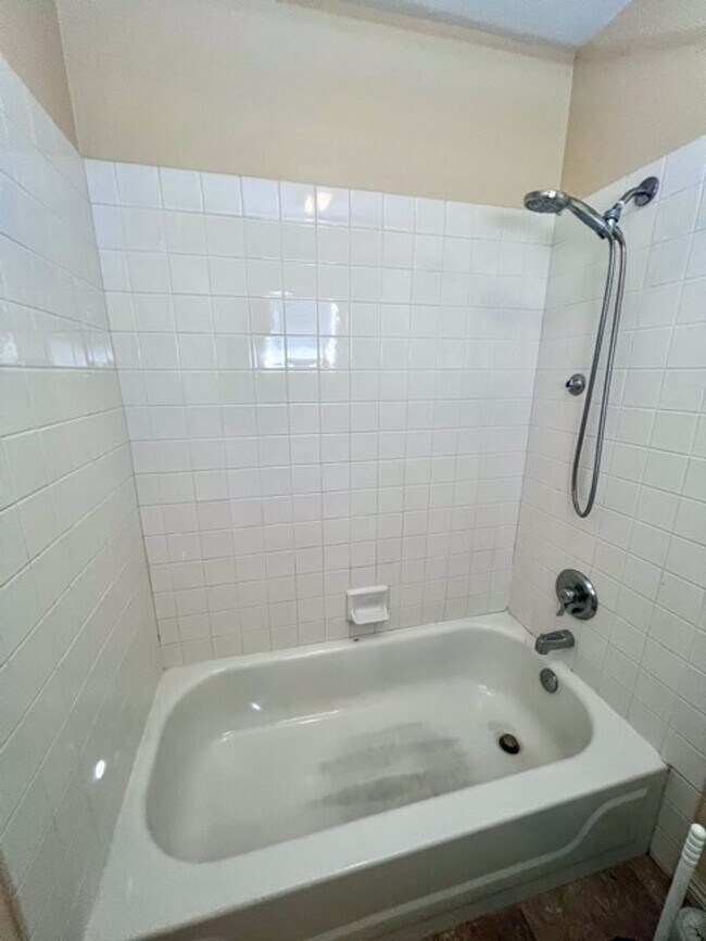 Building Photo - Wonderful 4 bedroom Temecula home for LEASE!