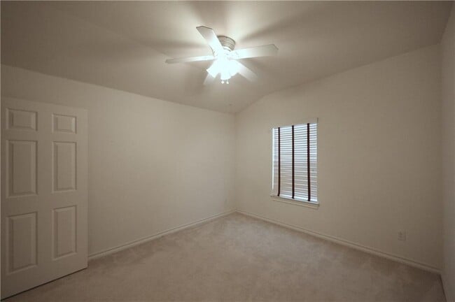 Building Photo - 2519 Midnight Star Dr