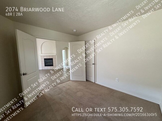Building Photo - 2074 Briarwood Ln