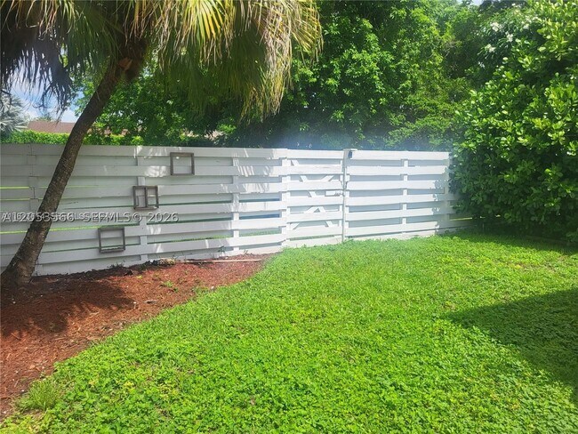 Building Photo - 14419 SW 142nd Ct
