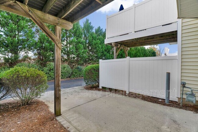 Building Photo - 11443 Destin Ln