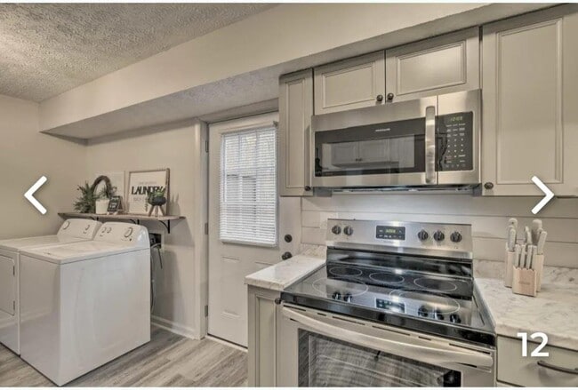 Building Photo - Townhouse for Rent Blountville, TN 2 bedroom 1.5 bath