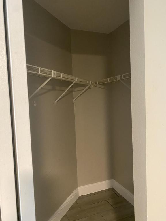 Building Photo - 3950 Atrium Dr