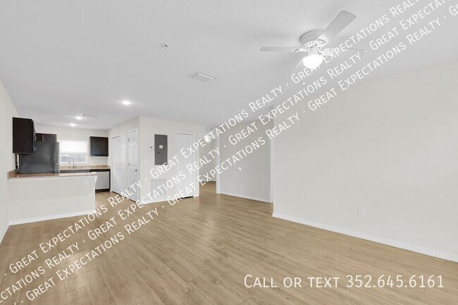 Building Photo - 15 Laurel Pass