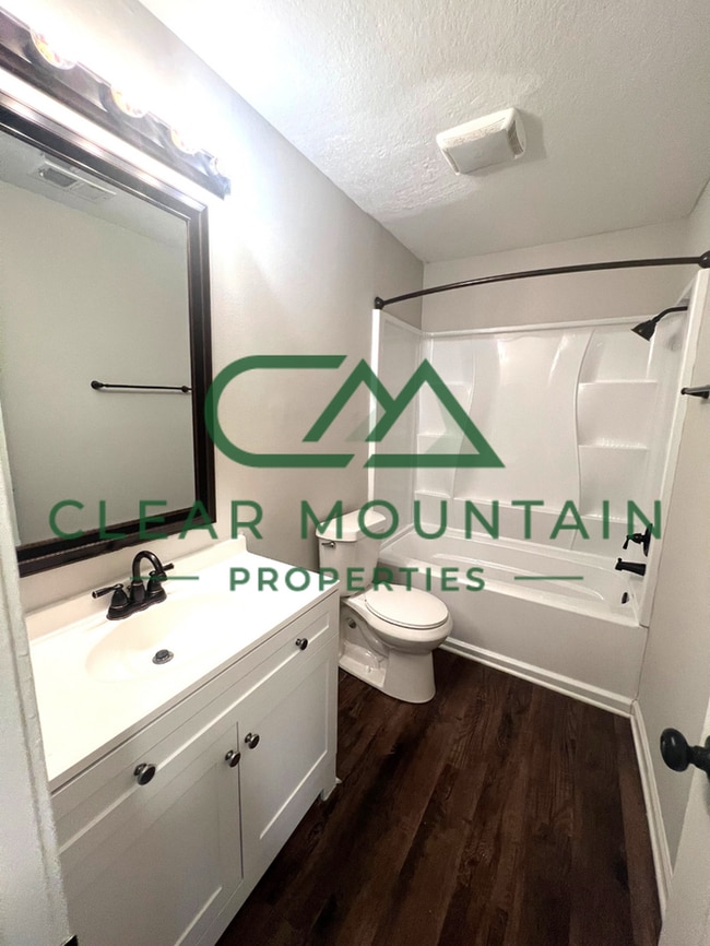 Building Photo - Move-in Special! Limited-Time Leasing Offer!