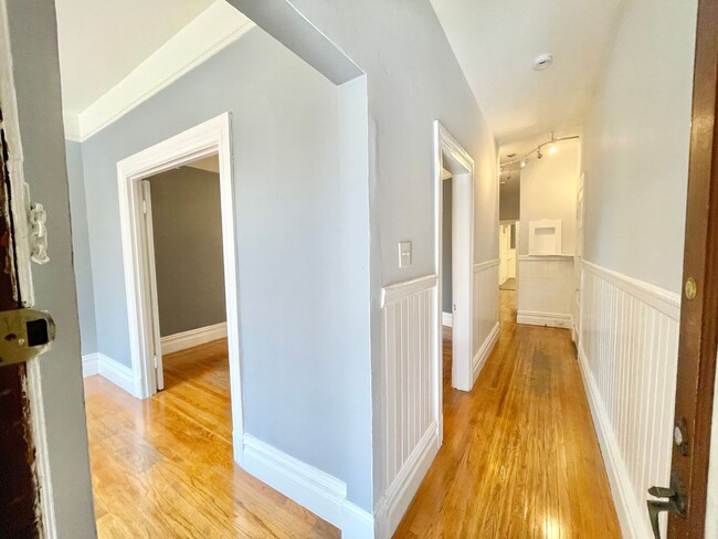 Building Photo - 540-542-542 Vallejo St.
