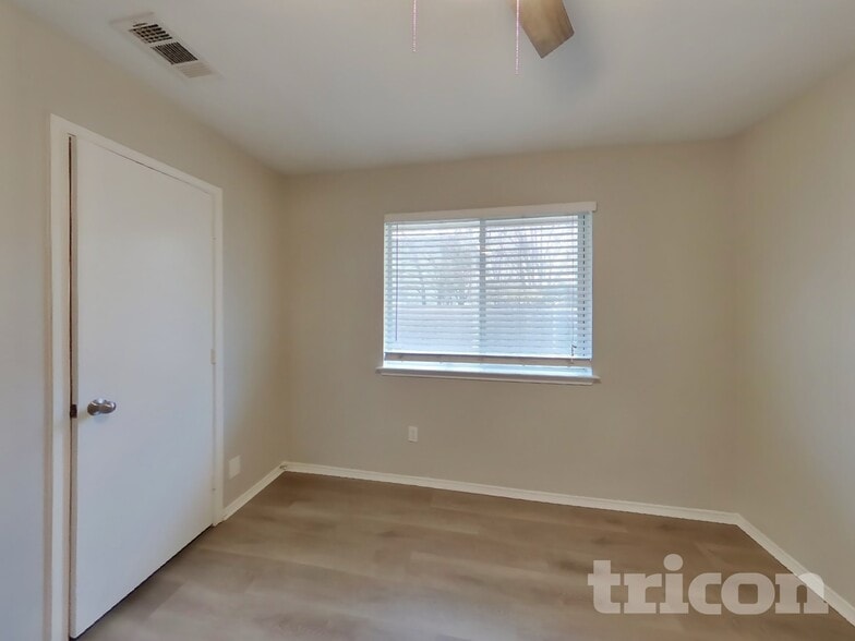 Building Photo - 1602 Canary Island Ct