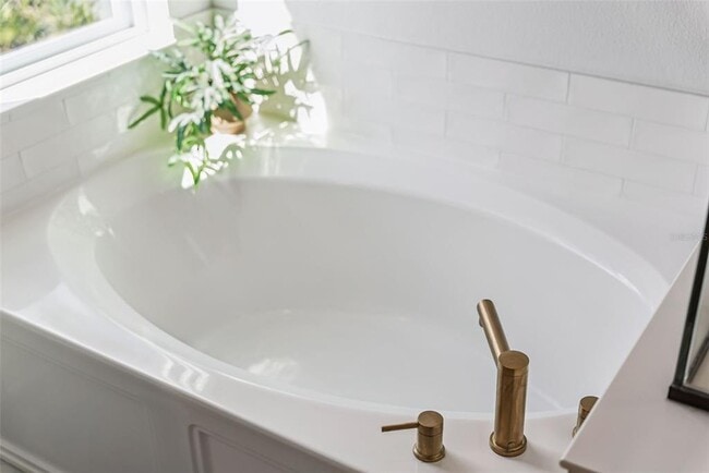 Building Photo - 534 Wishbone Ln