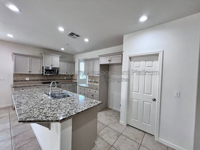 Building Photo - 4121 Chessa Ln