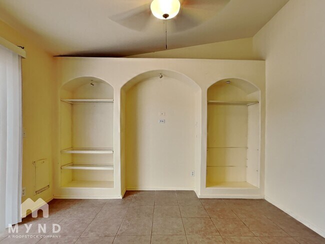 Building Photo - 6642 W Pima St