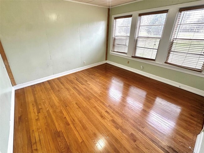 Building Photo - 1694 Old Luling Rd