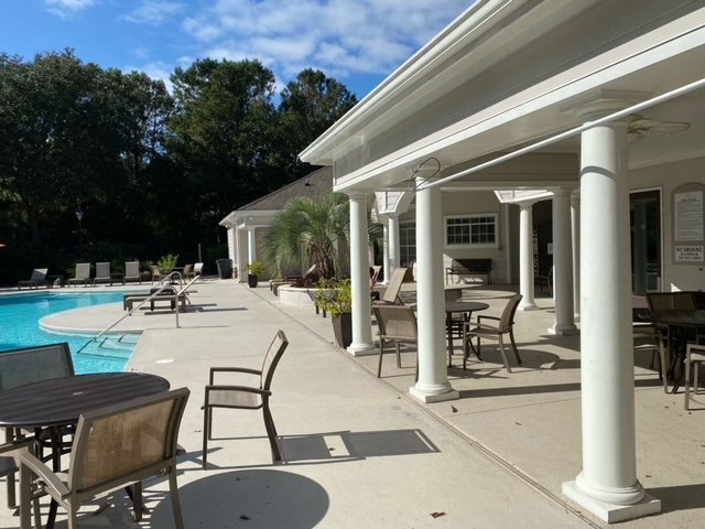 Building Photo - 1300 Park W Blvd