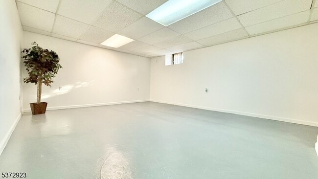 Building Photo - 38 Park St