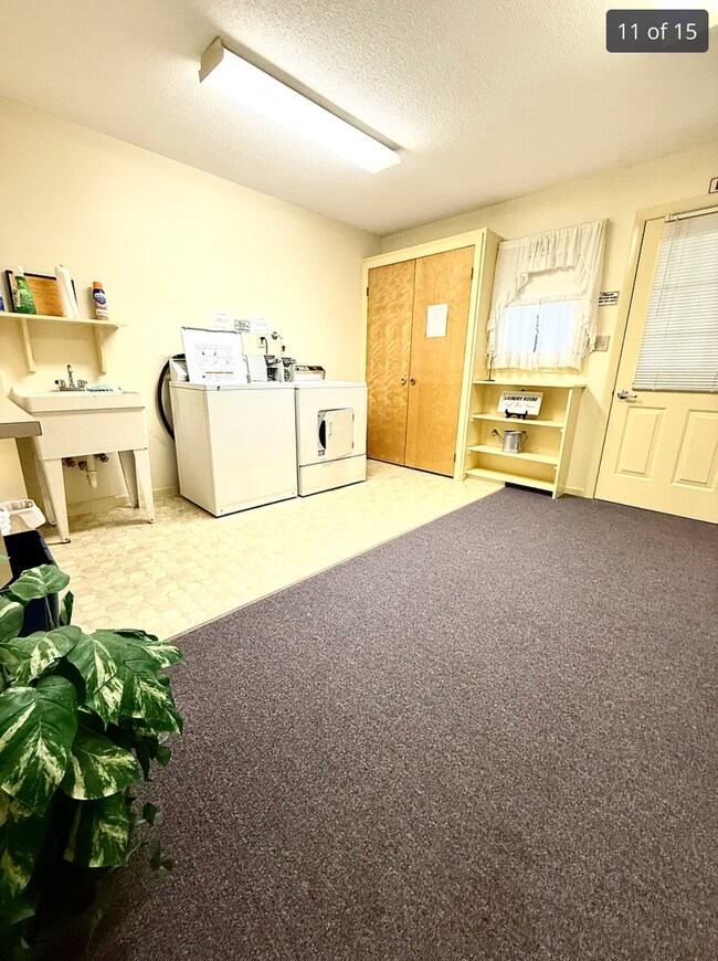 Building Photo - 1063 Tacoma St