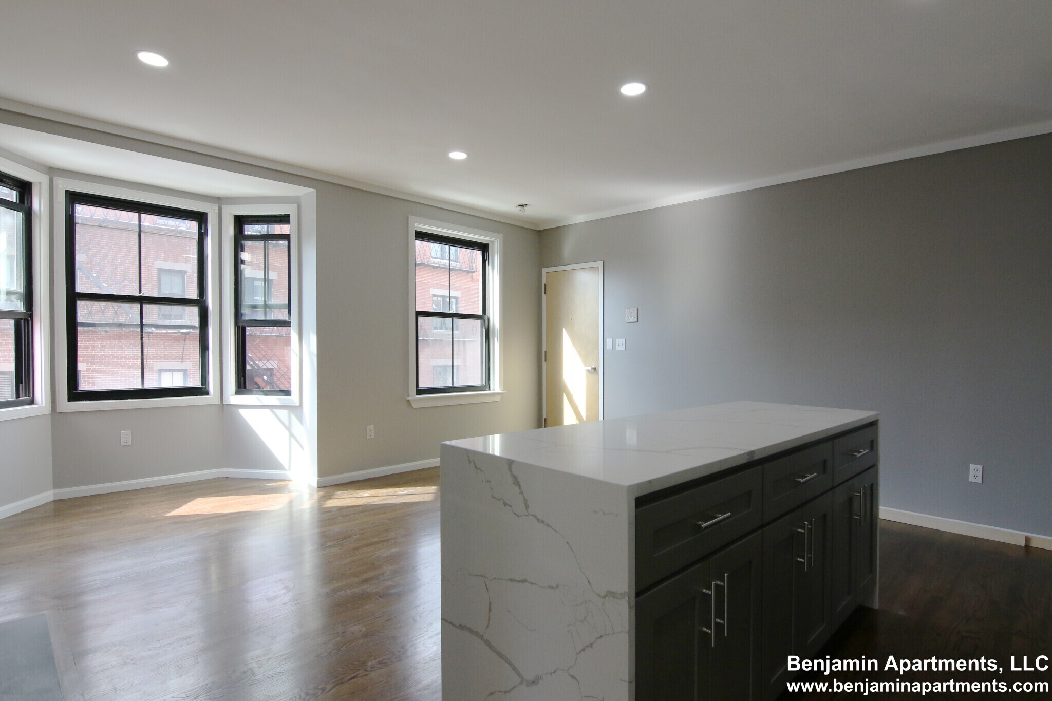 Building Photo - 153 W Brookline St