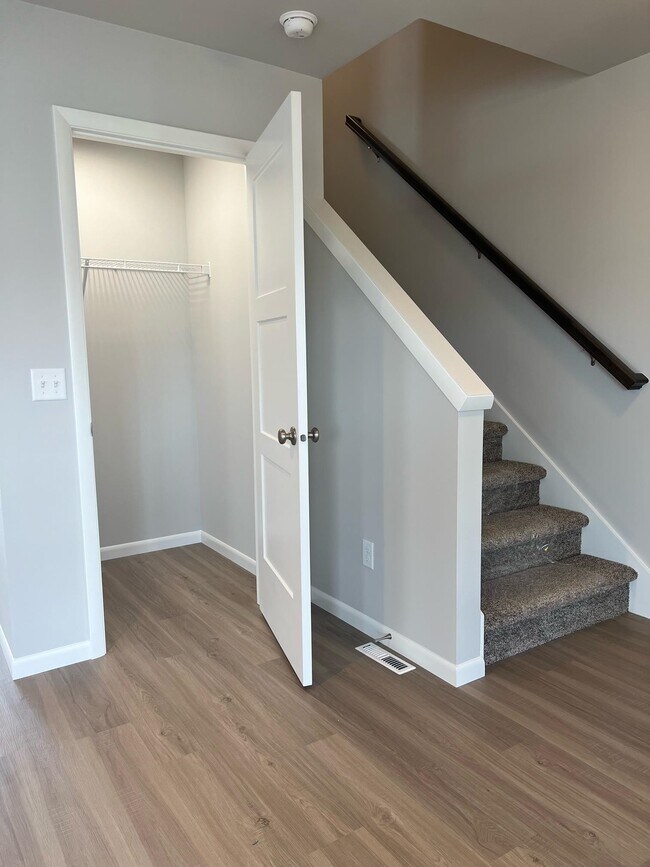 Building Photo - 2407 Wildcat Dr