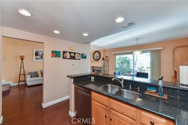 Building Photo - 145 Stanford Ct