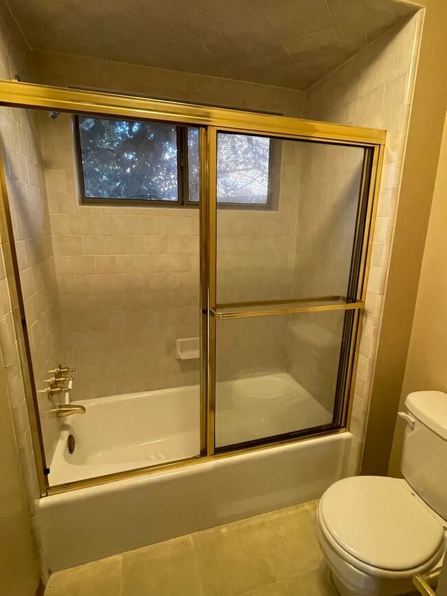 Building Photo - Charming home coming soon in NE Visalia!