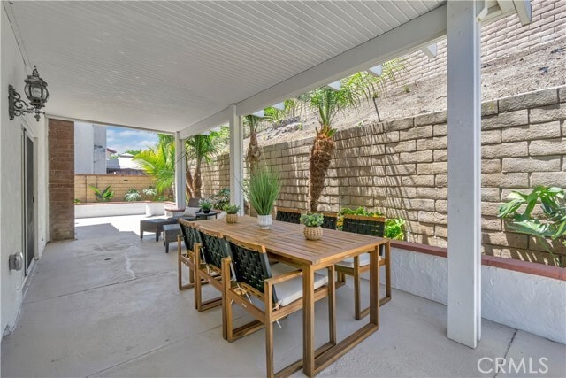Building Photo - 25095 Perch Dr