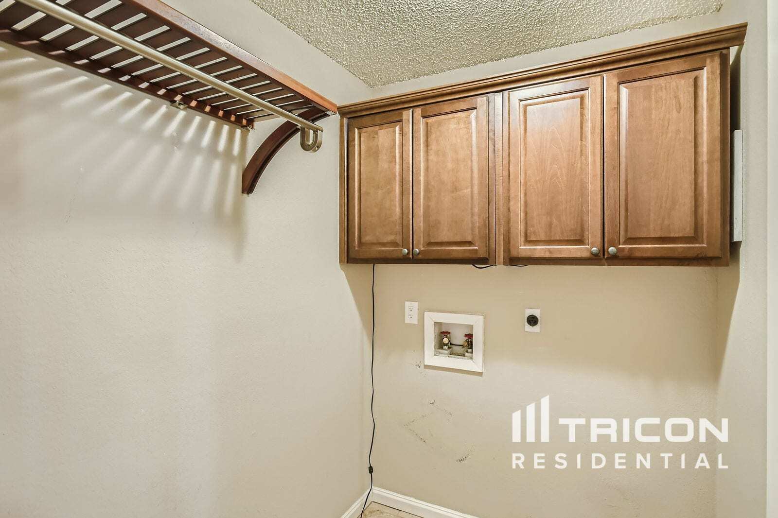 Building Photo - 3520 Ridge Haven Cir