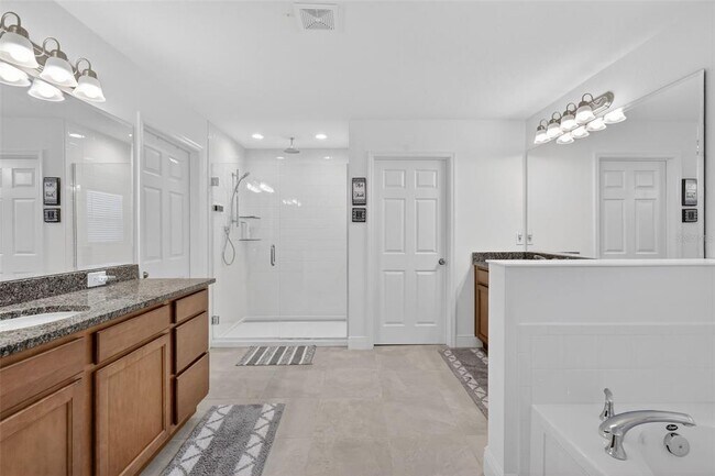 Building Photo - 6070 Sierra Crown St