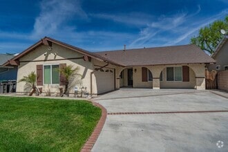 Building Photo - Single Story 3 Bedroom Home for Rent in Ca...