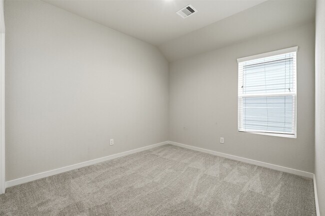 Building Photo - 2742 Oakleaf Ash Ln