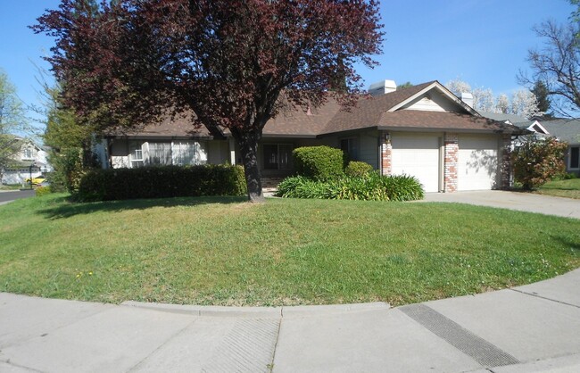 Primary Photo - 3 bedroom 2 bath house in Yuba City