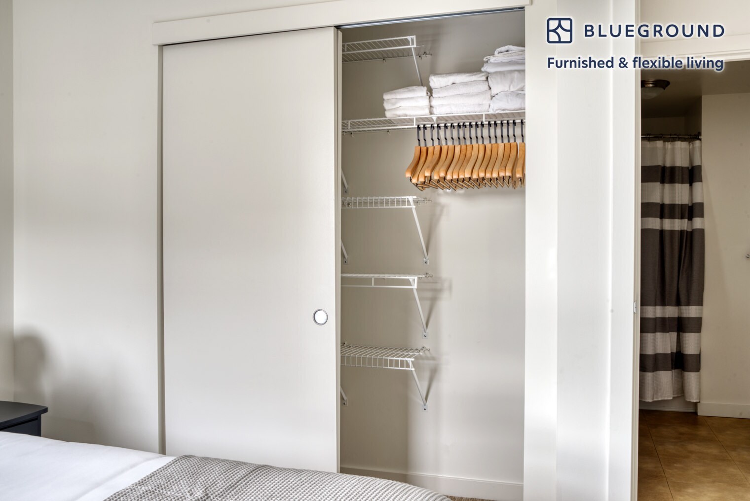 Building Photo - 10349 NE 10th St