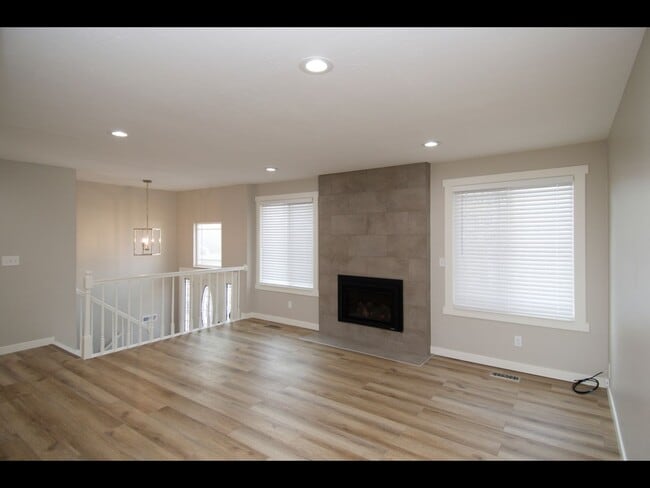 Building Photo - Beautifully Remodeled Home with Two Car Garage and Large Backyard!
