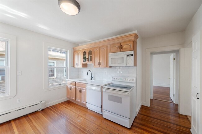 Building Photo - 62-64 Flett Rd