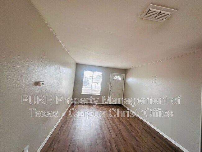 Building Photo - 742 Purdue Rd