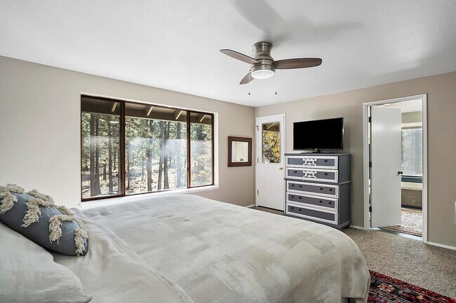 Building Photo - Beautiful Home- Backs up to BLM Land