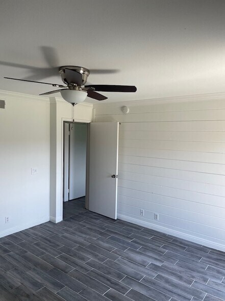 Building Photo - 8856 Sutter Cir