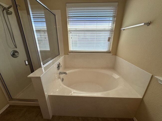 Building Photo - 107 W Gemini Ln