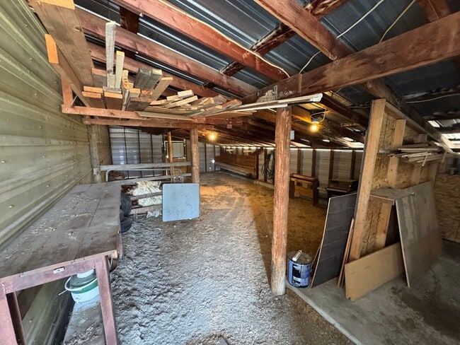 Building Photo - 1 Dolan Ln