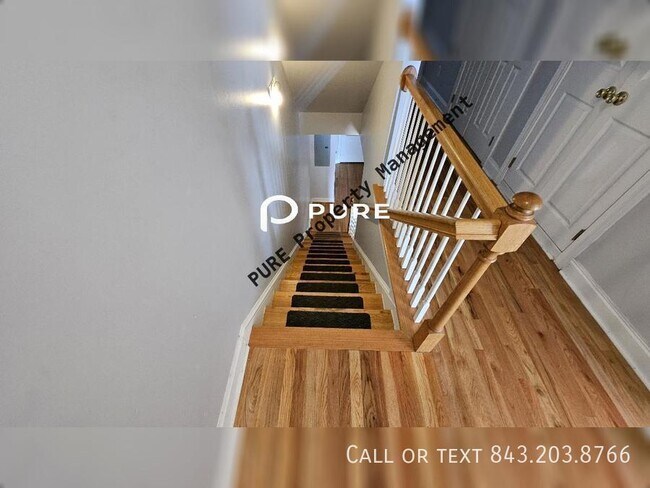 Building Photo - 3 bedroom N. CHS LAKE VIEW AVAILABLE NOW!!!