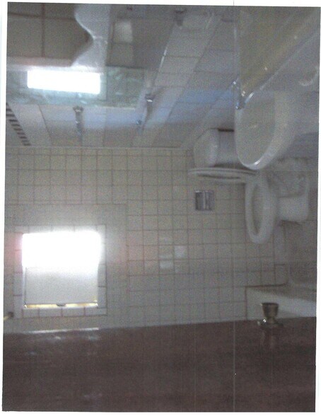 Building Photo - 1003 E Bridger Ave